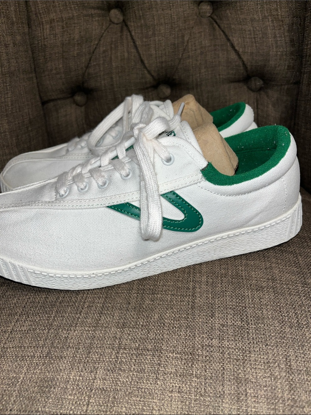 Tretorn Nylite Plus White Canvas Sneakers with Green Trim women's size 9 - Picture 4 of 10